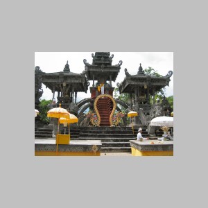 Bali-E-Droga-Melanting-14.jpg