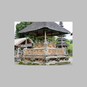 Bali-E-Droga-TamanAyun-14.jpg